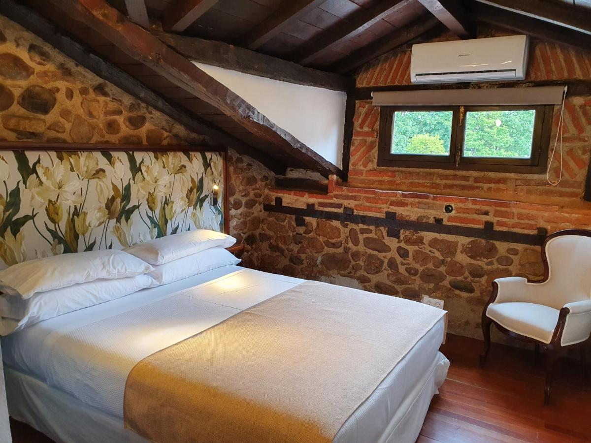Ermita 1883 Hotel Puente San Miguel Buitenkant foto